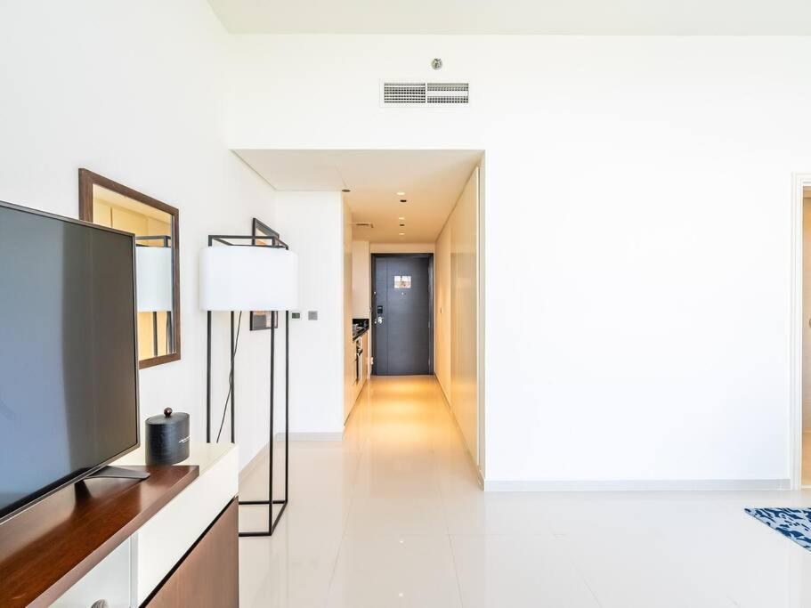 Apartment Exquisite With Breathtaking Cityscape View Dubai