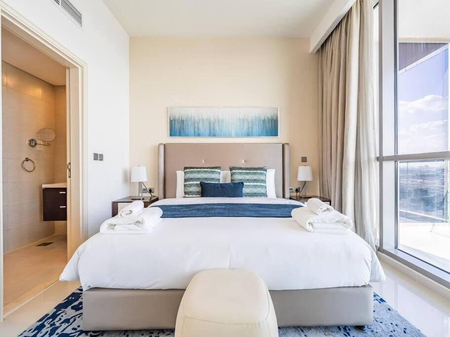 Exquisite With Breathtaking Cityscape View Apartment Dubai